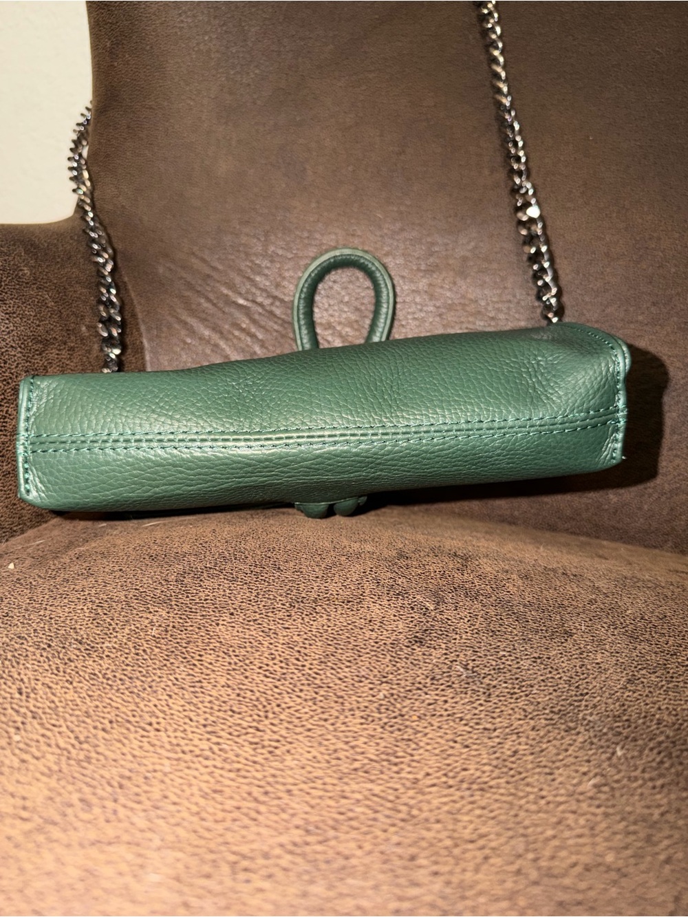 Italian Leather Viral ‘Ribbon’ Bag - Picture 4 of 6